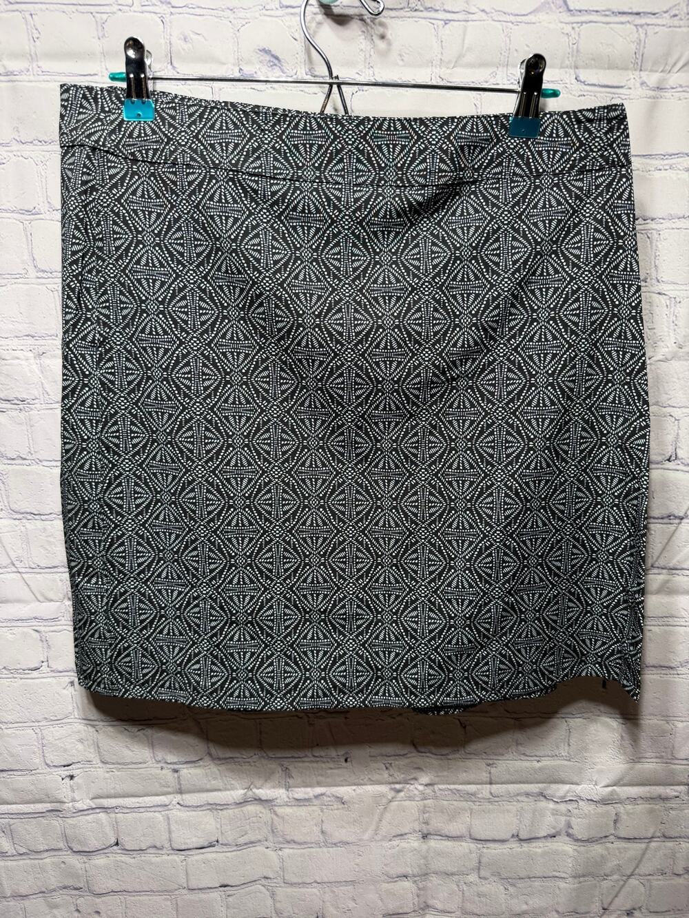 Rip Skirt Womens Black Pearl Batik Mini Wrap Skirt Sz M NWT Beach